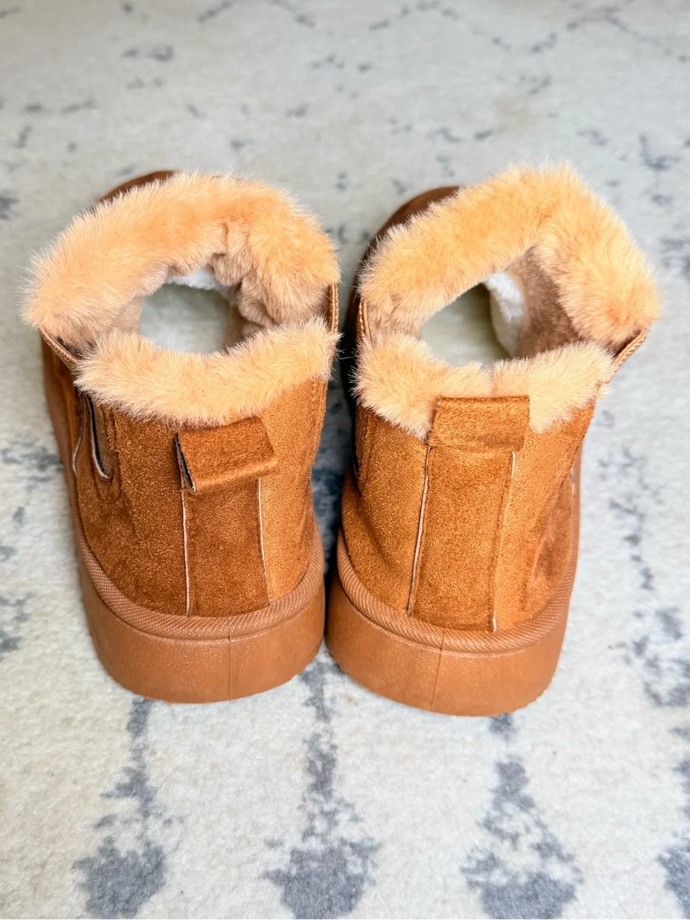 Suede Faux Fur Lined Chelsea Bootie in Chestnut sz 41 NWOT